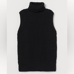 H&M | Sleeveless Turtleneck Sweater Vest